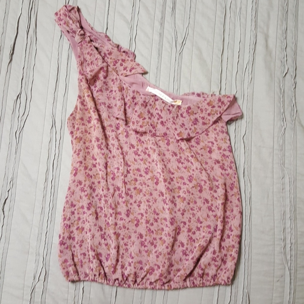 Chelsea & Violet One Shoulder Top